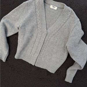 Cropped grey cardigan (XS)